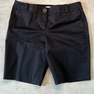Loft      NWOT    10” Inseam   Black Shorts  great quality plus stretch   Size 6